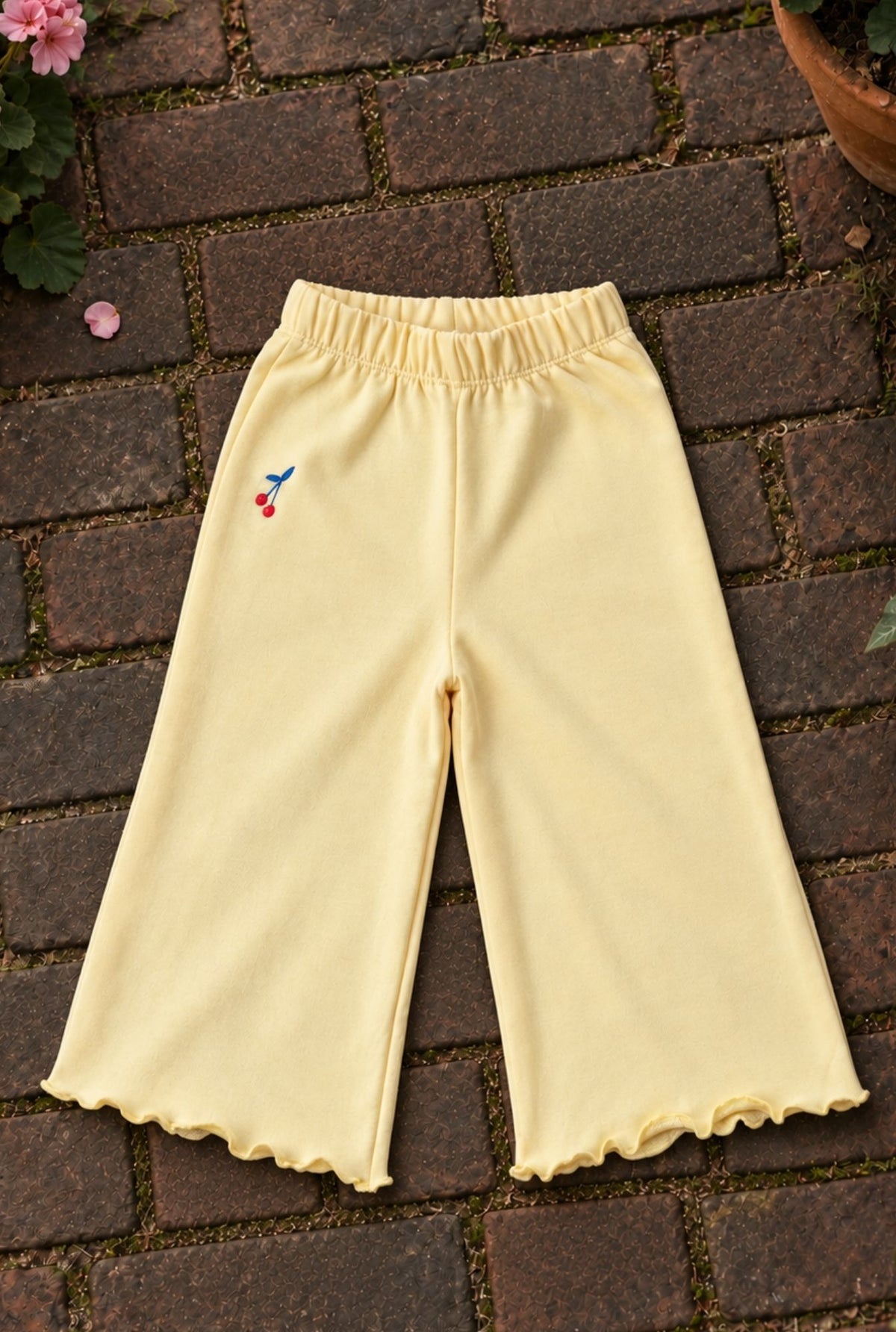 The Cherry Pants - BUTTERY YELLOW